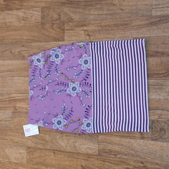 New! With tags. Lularoe skirt size medium Cassie - Picture 6 of 7